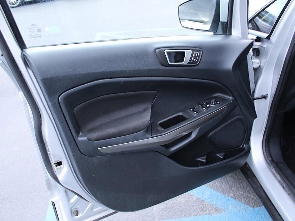 Used 2019 Ford EcoSport SE w/ SE Convenience Package image 12