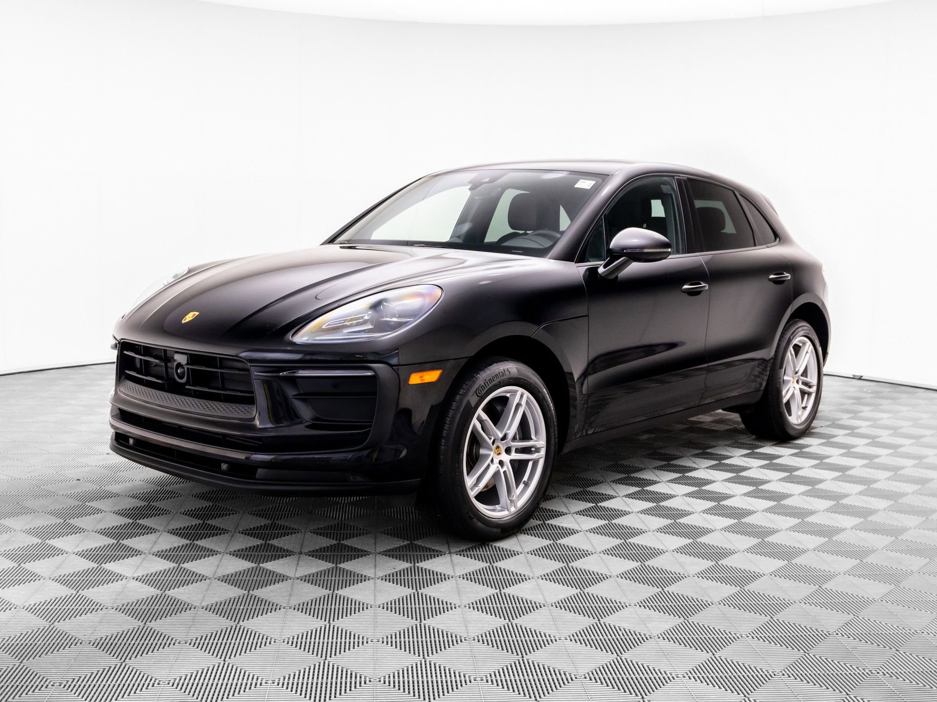 Certified 2023 Porsche Macan