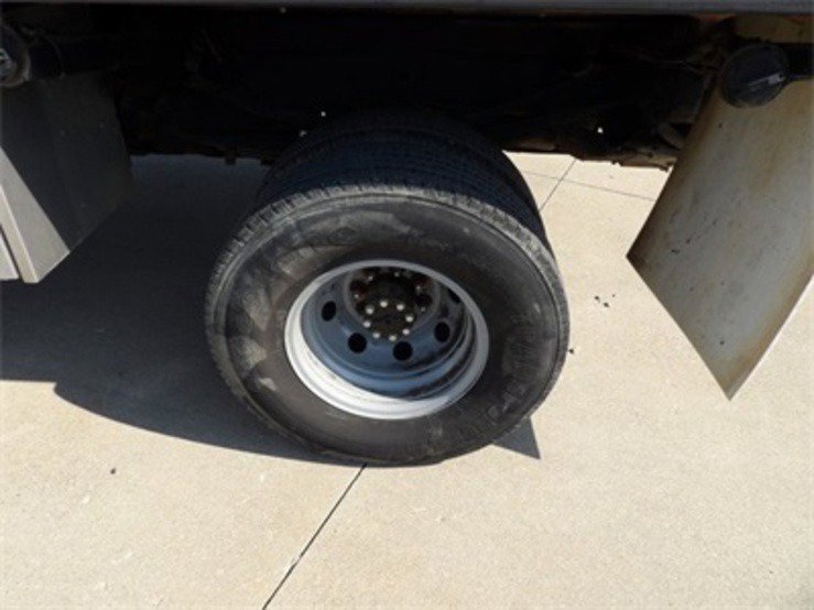 Used 1996 Ford F350 4x4 Regular Cab image 10