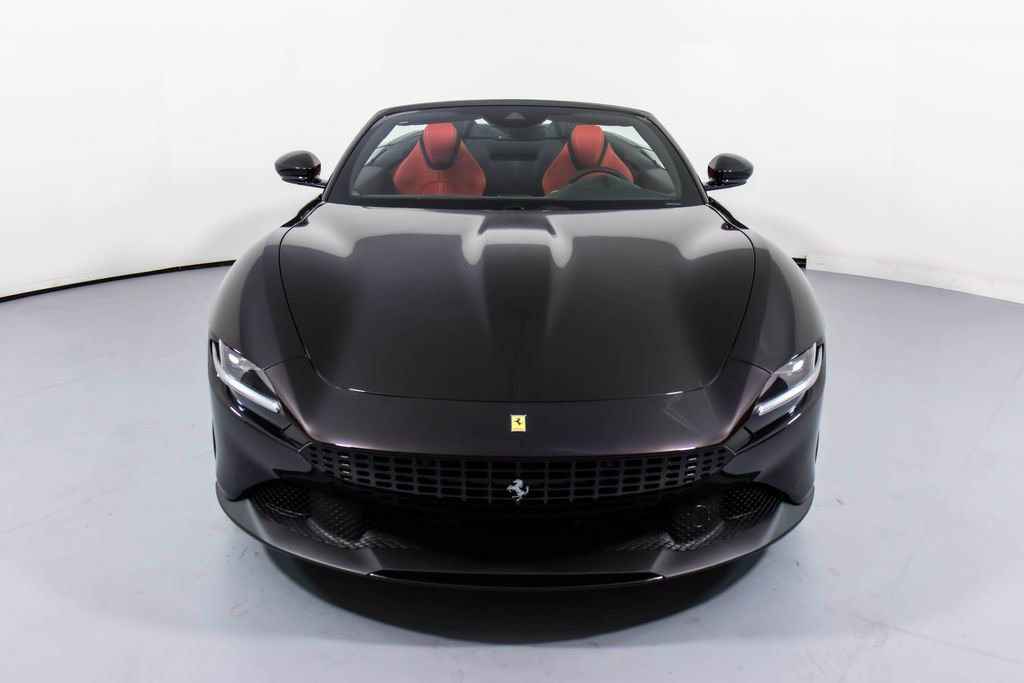 Certified 2025 Ferrari Roma Spider RWD image 15