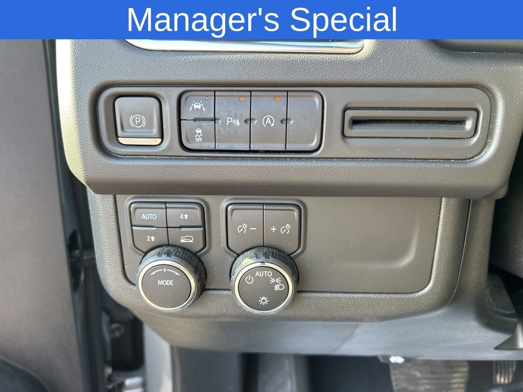 Used 2024 Chevrolet Tahoe LT image 8