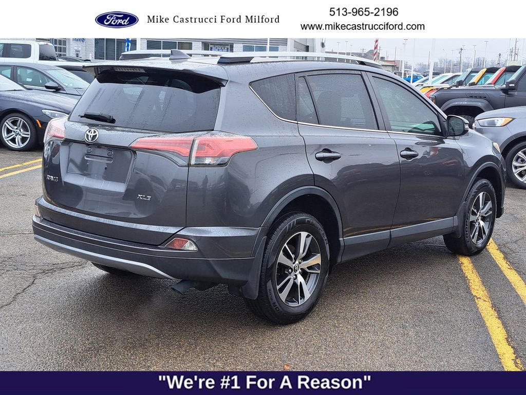 Used 2018 Toyota RAV4 XLE image 5