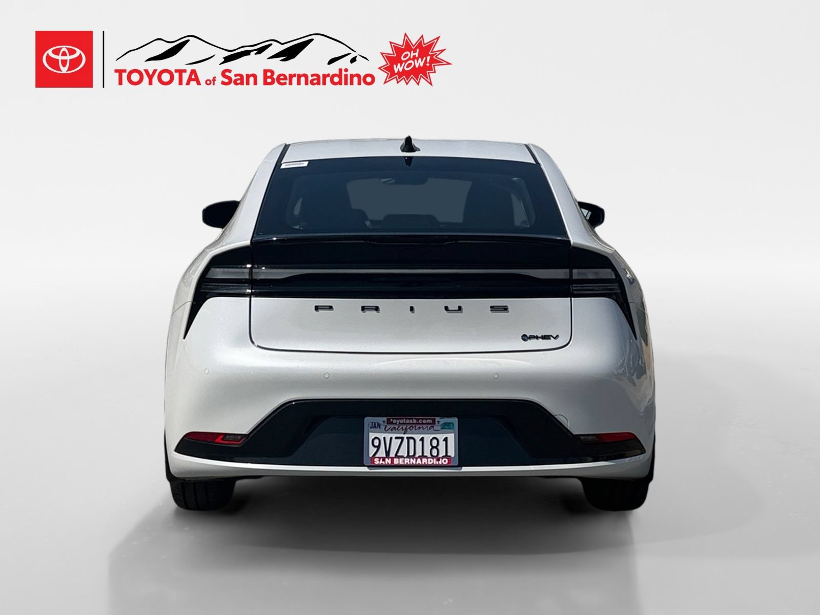 Used 2026 Toyota Prius Plug-In Hybrid FWD image 4