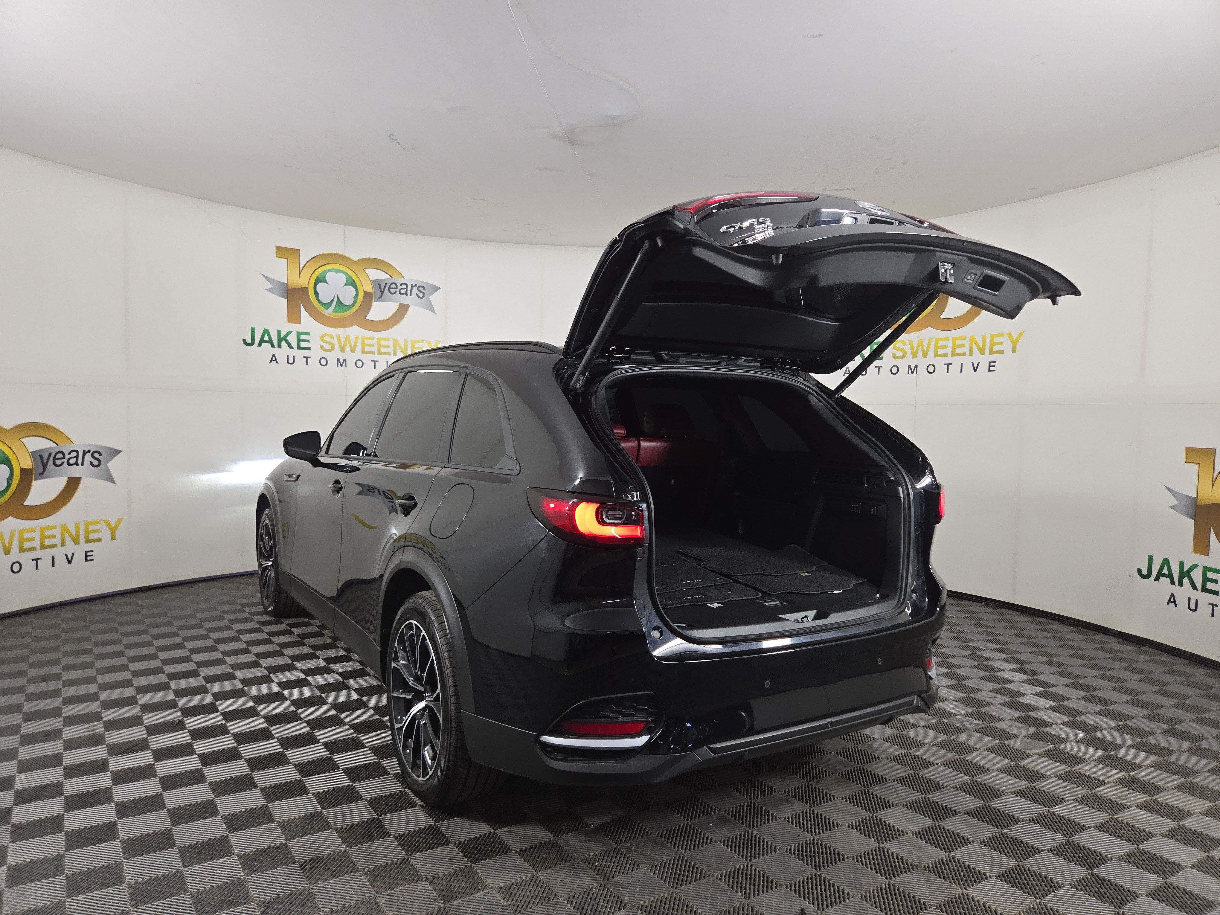 Used 2025 MAZDA CX-70 Plug-In Hybrid w/ Premium Plus AWD/4WD image 32