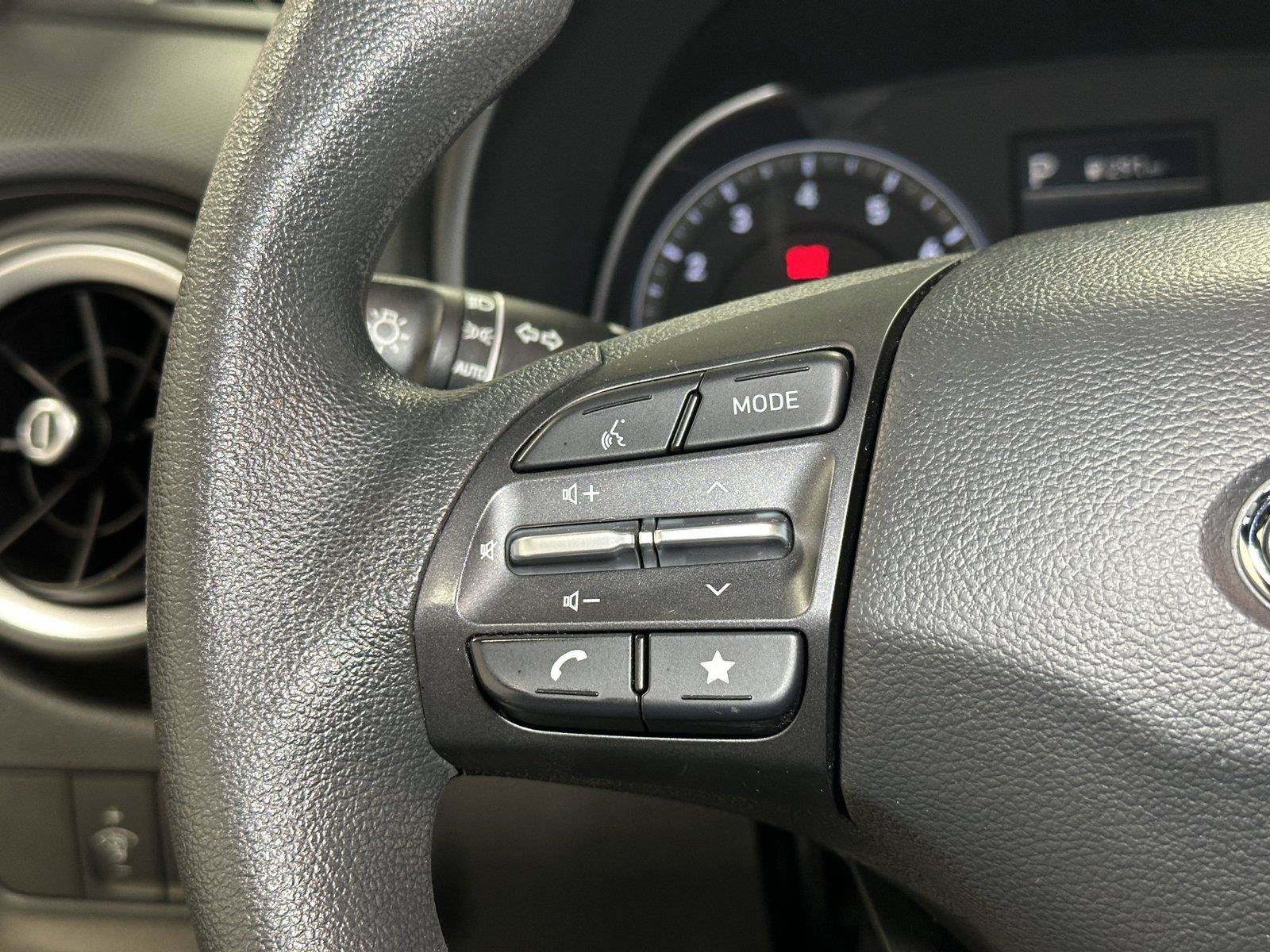 Used 2022 Hyundai Kona SE w/ Cargo Package AWD/4WD image 24
