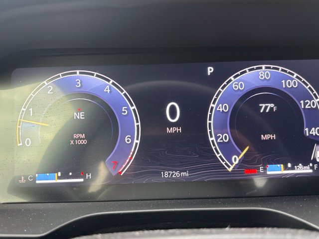 Used 2024 Jeep Grand Cherokee L Altitude AWD/4WD image 18