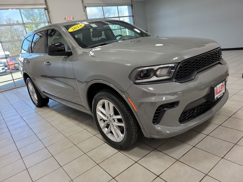 Used 2024 Dodge Durango GT image 3