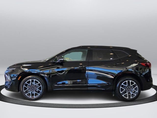 Certified 2025 Chevrolet Blazer RS w/ Enhanced Convenience Package AWD/4WD image 2