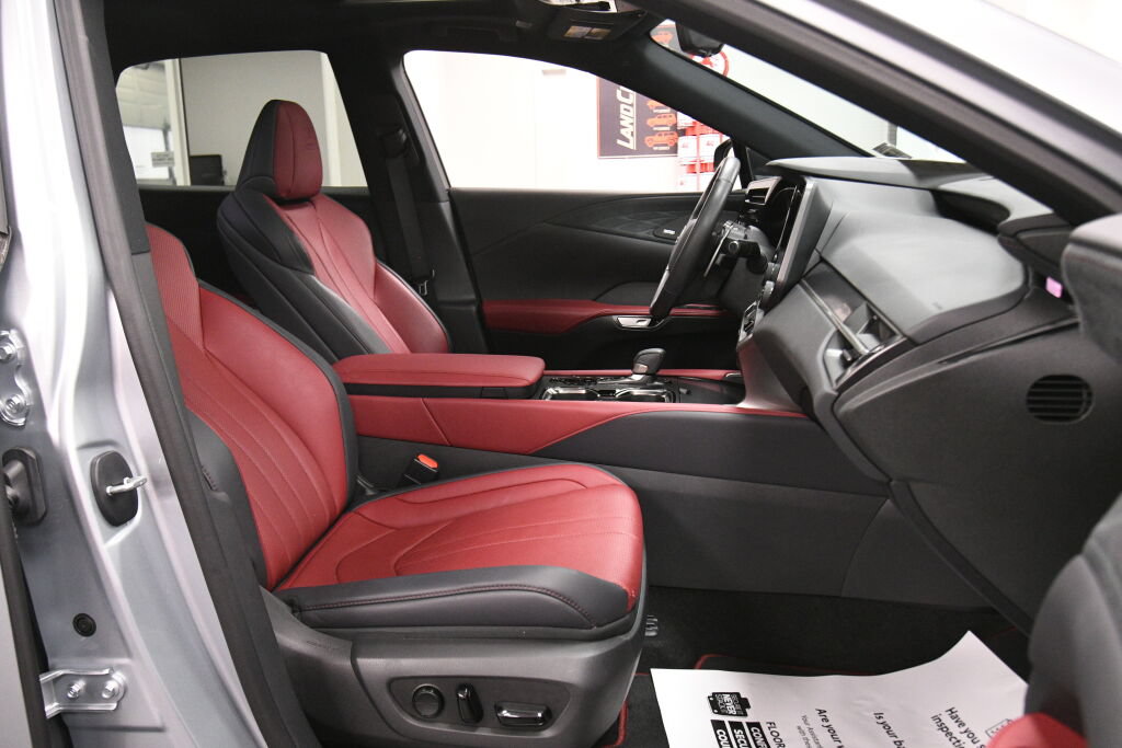 Used 2024 Lexus RX 350 F Sport w/ Convenience Package AWD/4WD image 24