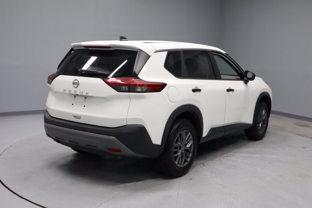 Certified 2023 Nissan Rogue S FWD image 11