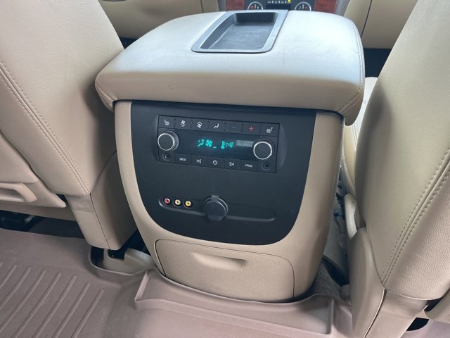 Used 2009 Chevrolet Suburban LTZ image 51
