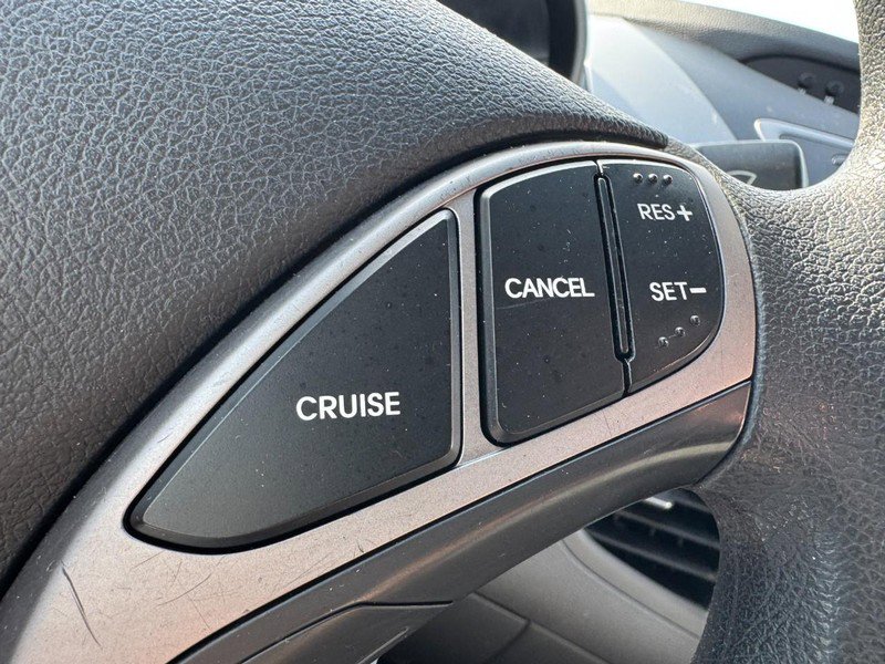 Used 2013 Hyundai Elantra GLS w/ Preferred Pkg image 17