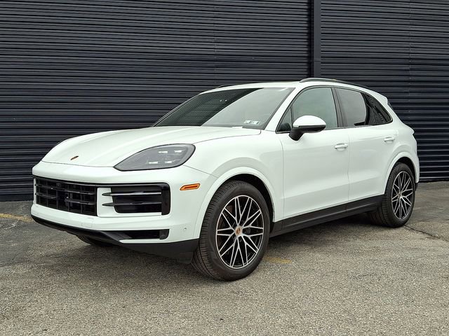 Certified 2026 Porsche Cayenne AWD/4WD image 1