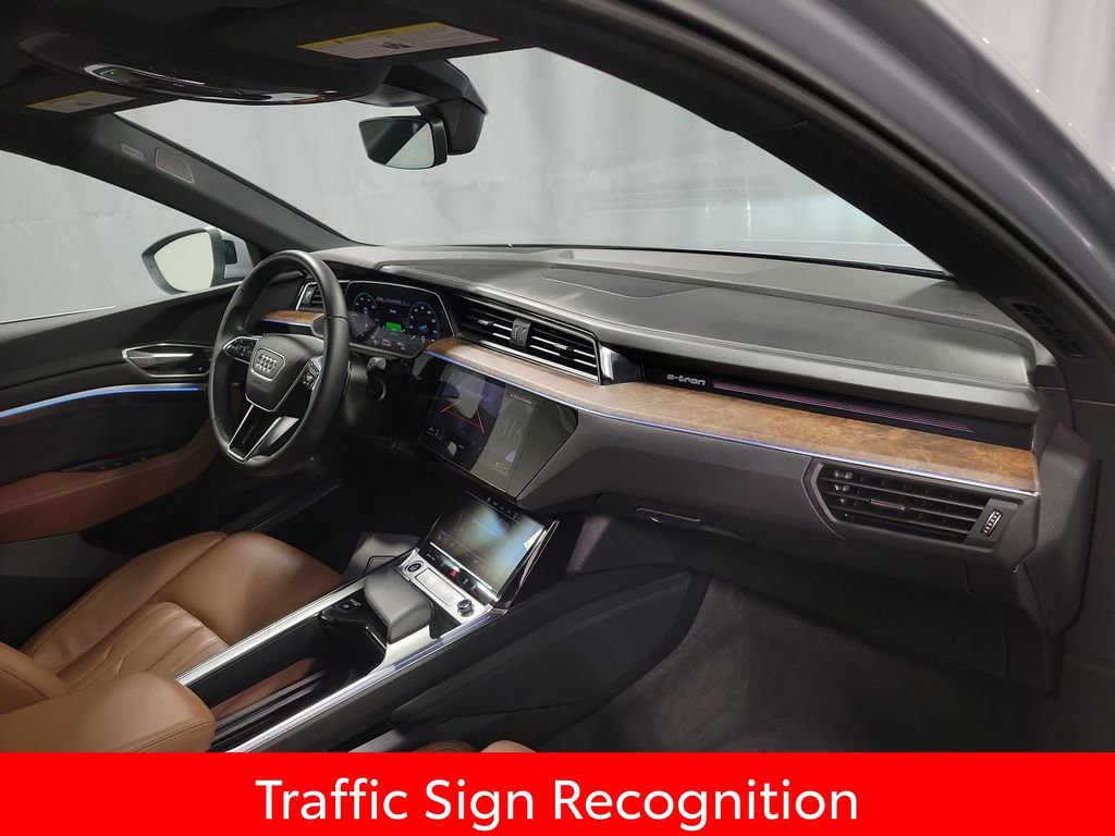 Used 2022 Audi e-tron Prestige w/ Prestige Package image 27