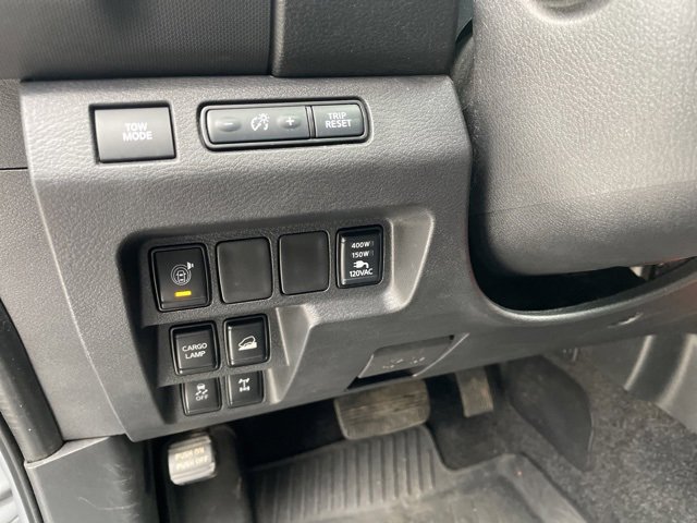 Used 2022 Nissan Frontier PRO-4X image 21