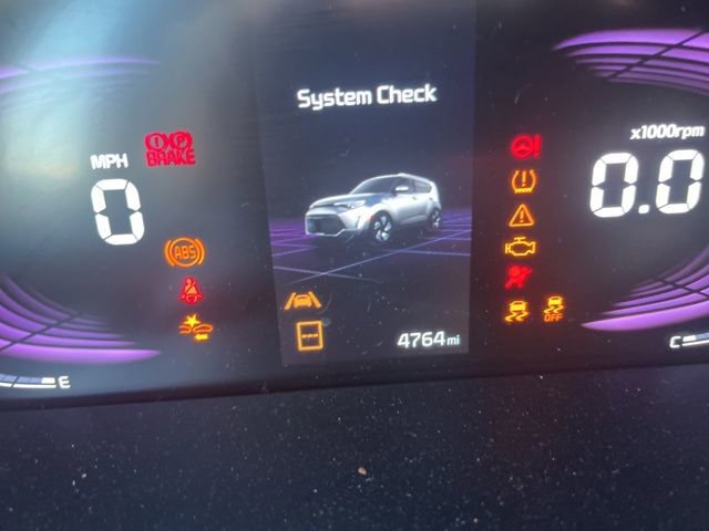 Used 2025 Kia Soul LX image 6