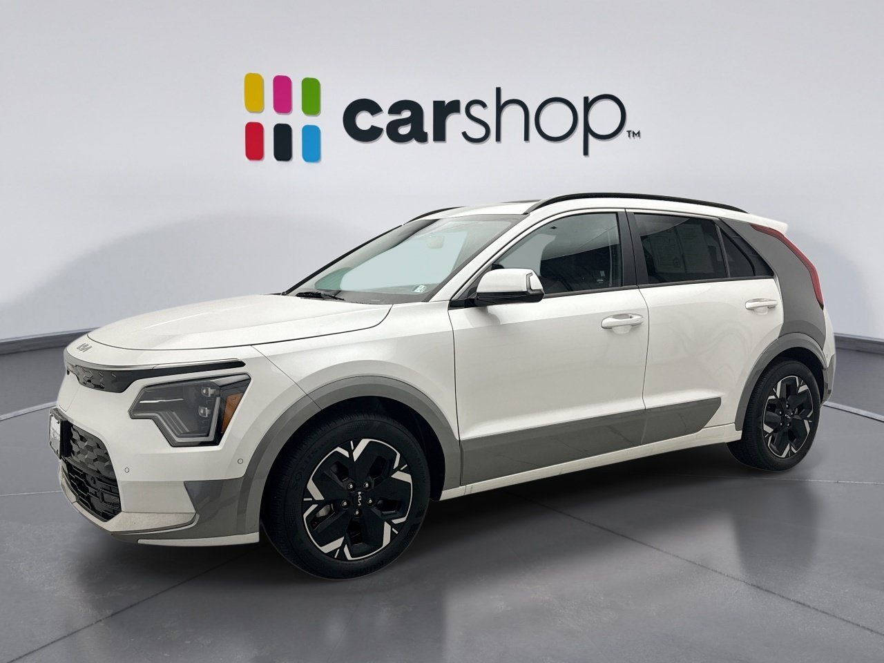 Used 2023 Kia Niro Wave w/ Wave Preserve Package FWD image 1
