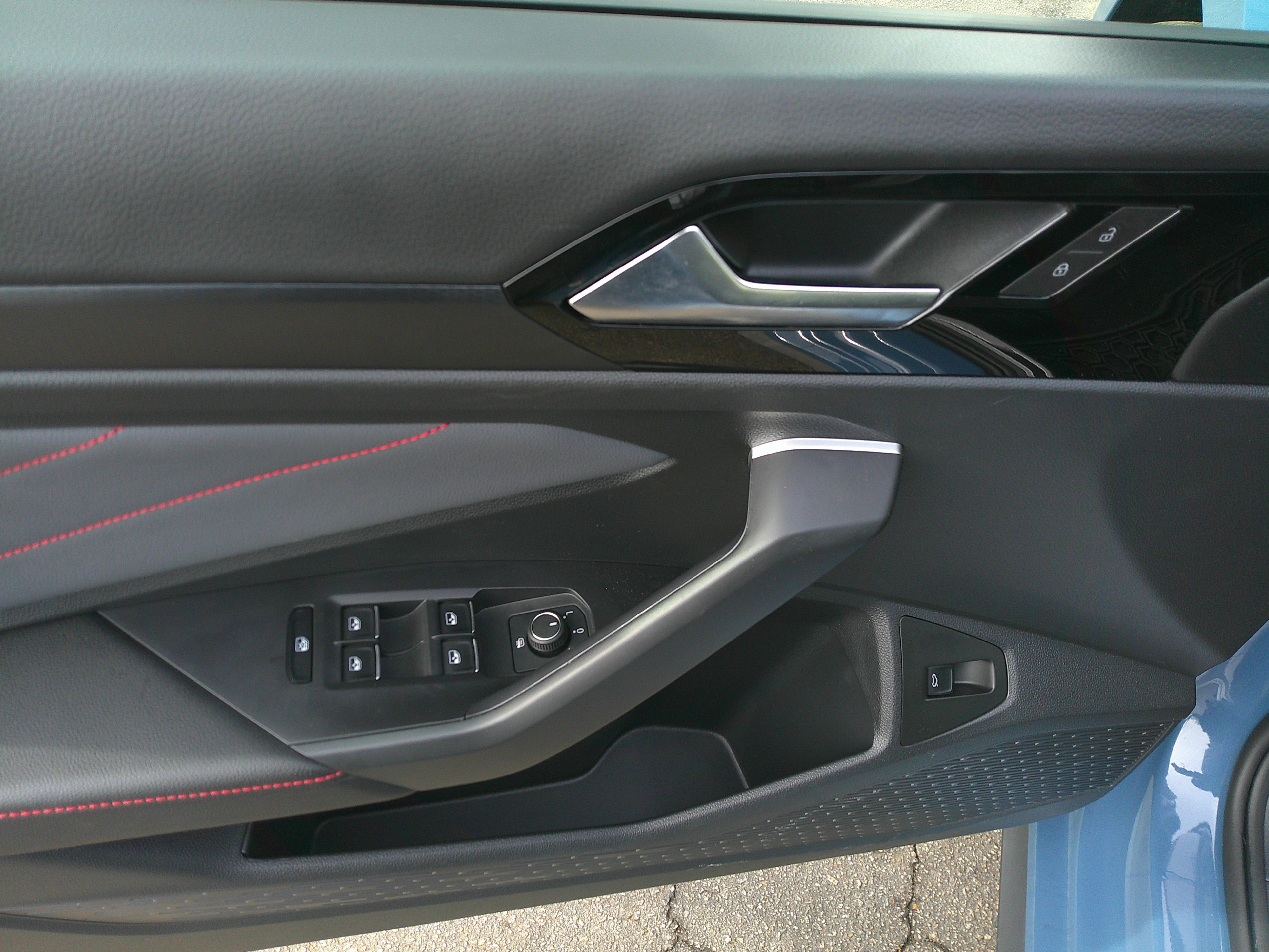 Used 2025 Volkswagen Jetta GLI Autobahn w/ GLI Black Package image 18