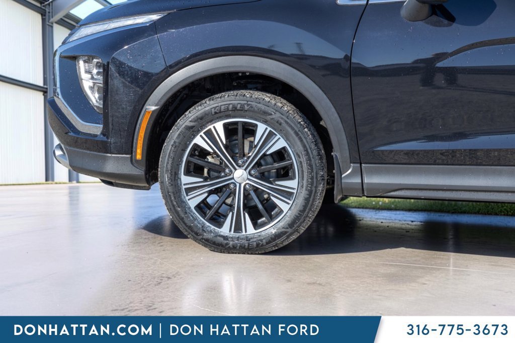Used 2022 Mitsubishi Eclipse Cross AWD image 29