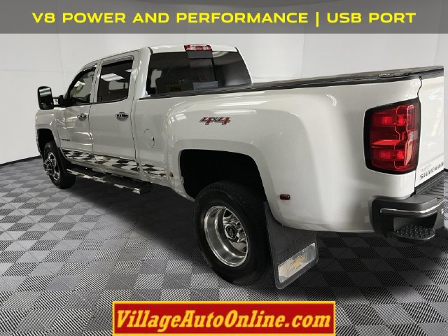 Used 2015 Chevrolet Silverado 3500 LTZ w/ LTZ Plus Package AWD/4WD image 2