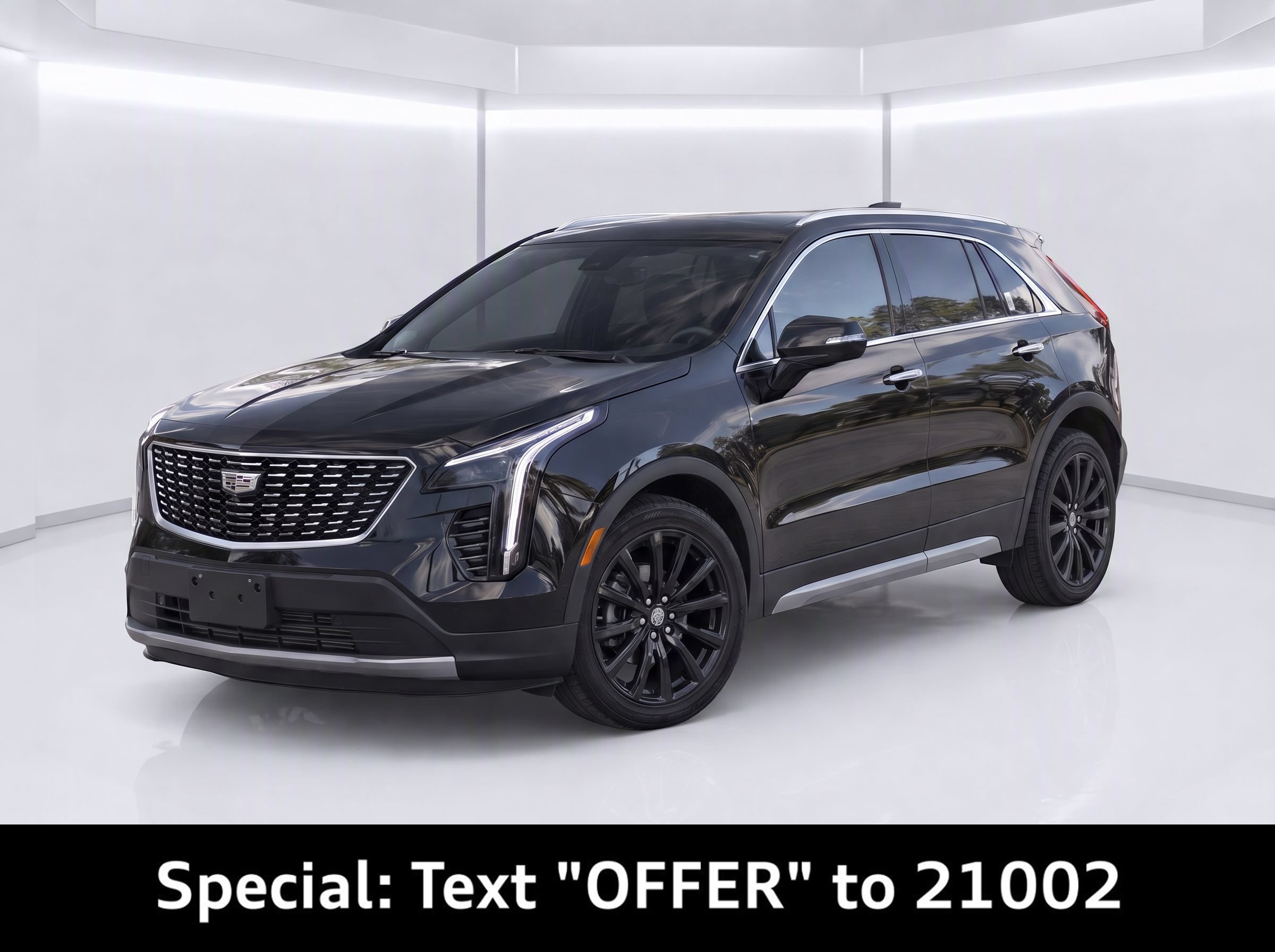 Used 2023 Cadillac XT4 Premium Luxury w/ Technology Package FWD image 1