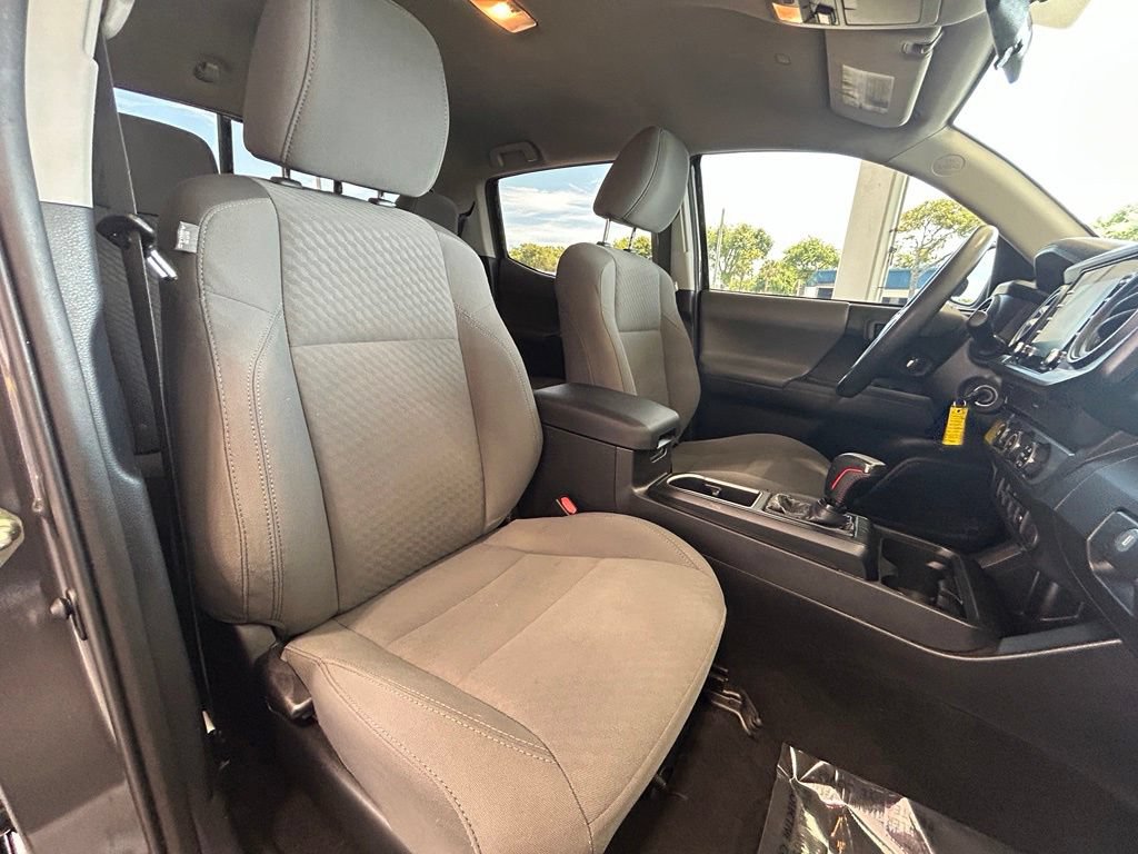 Used 2020 Toyota Tacoma SR w/ SR Convenience Package RWD image 26