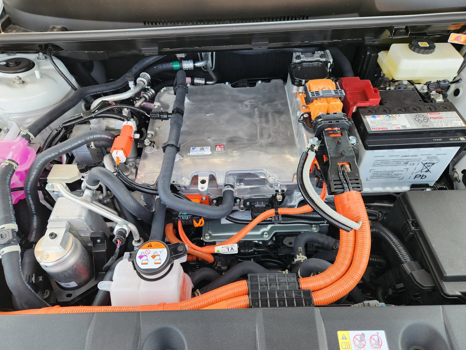 New 2026 Toyota C-HR AWD/4WD image 25