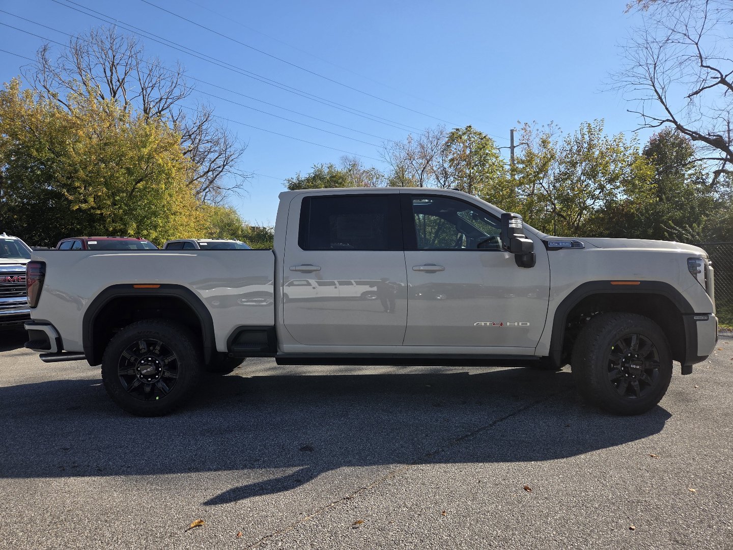 New 2026 GMC Sierra 2500 AT4 w/ AT4 Premium Plus Package AWD/4WD image 21