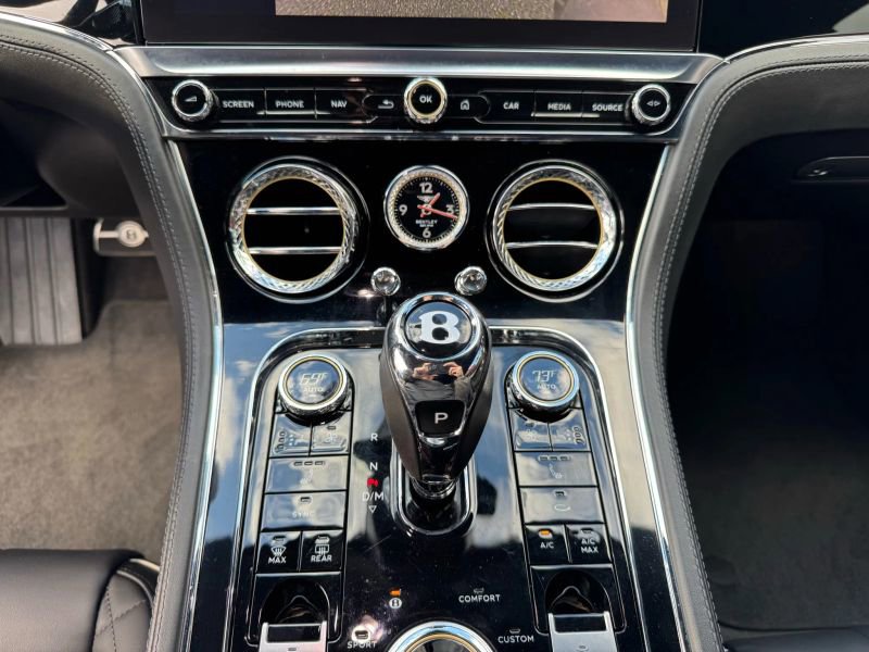 Used 2022 Bentley Continental GT AWD/4WD image 14