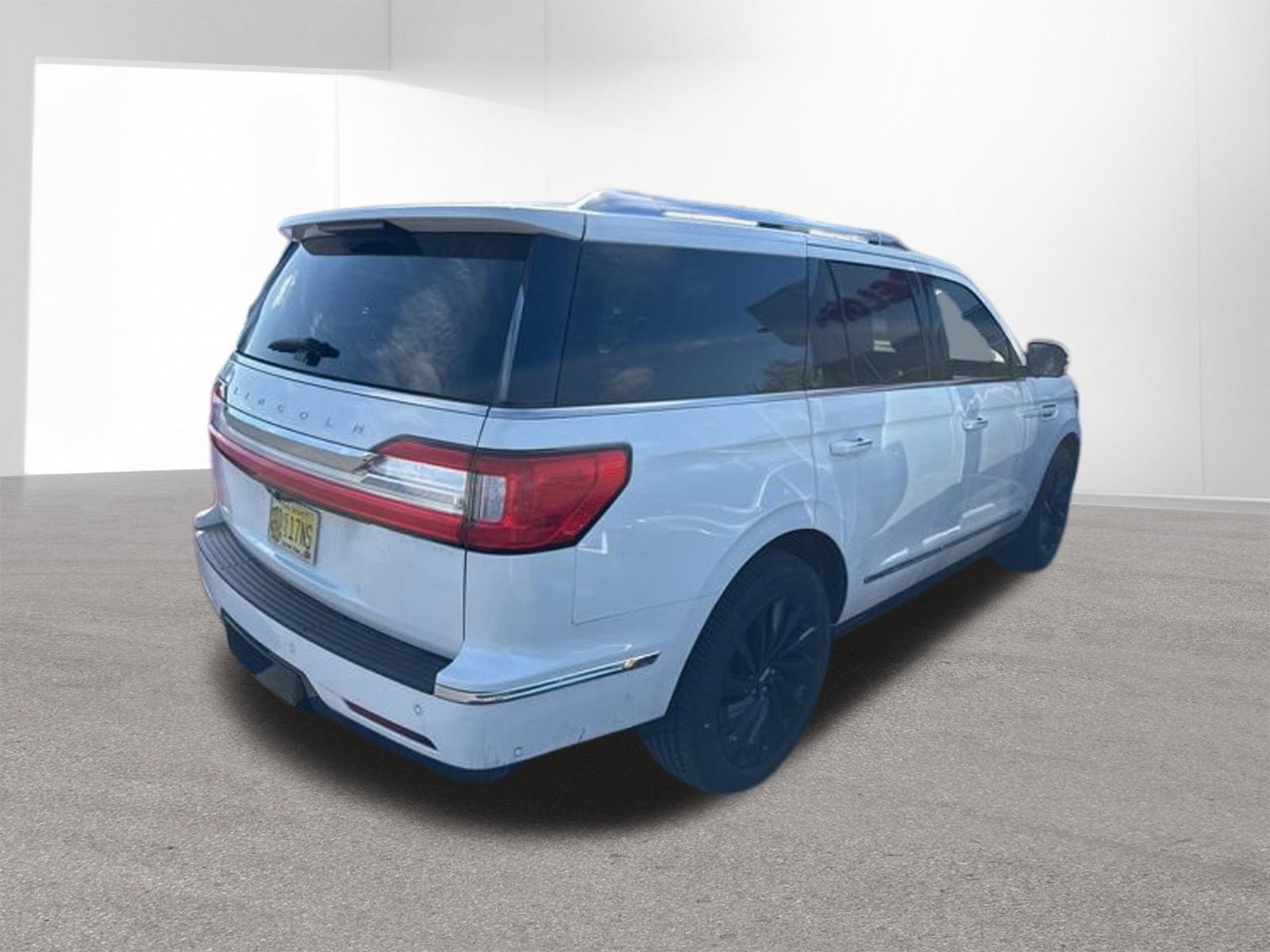 Used 2020 Lincoln Navigator Reserve w/ Equipment Group 208A Reserve image 6