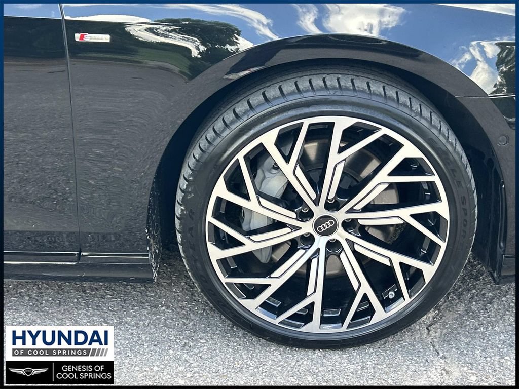 Used 2024 Audi A8 L 3.0T AWD/4WD image 9