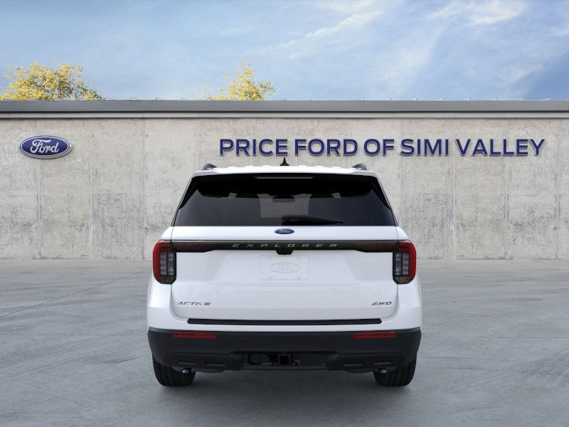 Used 2026 Ford Explorer Active AWD/4WD image 5
