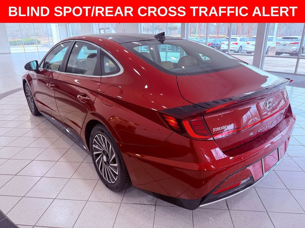 Used 2023 Hyundai Sonata Limited w/ Cargo Package image 6