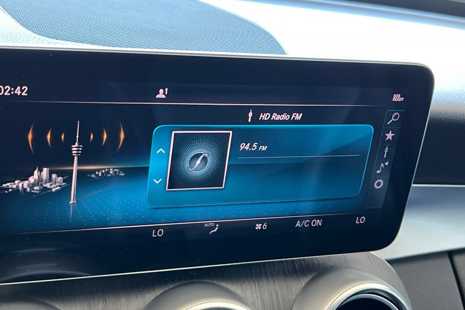Used 2019 Mercedes-Benz C 300 Sedan w/ Premium Package image 18