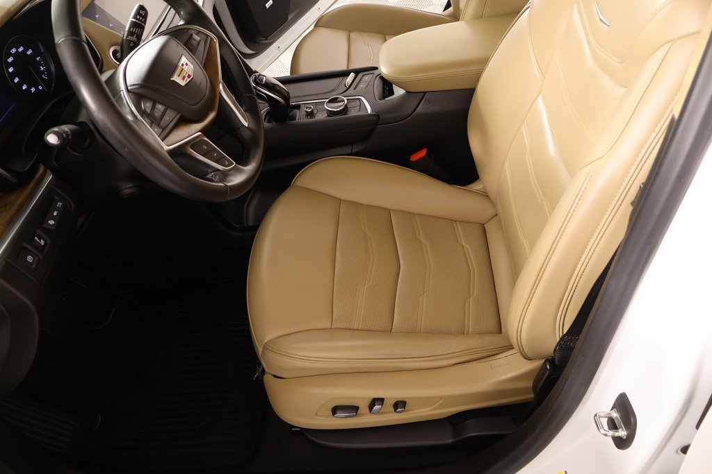 Used 2020 Cadillac XT5 Premium Luxury w/ Platinum Package image 11