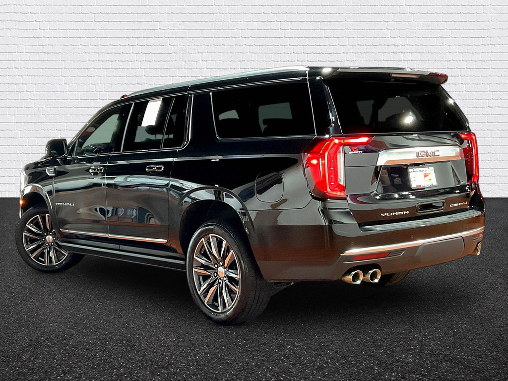 Used 2023 GMC Yukon XL Denali AWD/4WD image 5