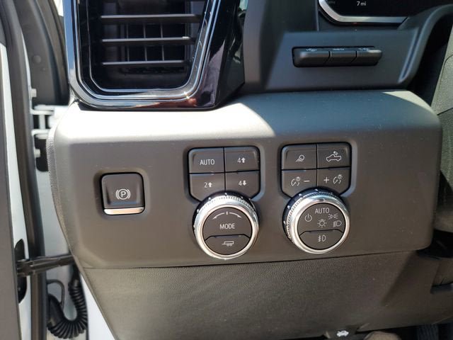 New 2026 GMC Sierra 2500 AT4X AWD/4WD image 31