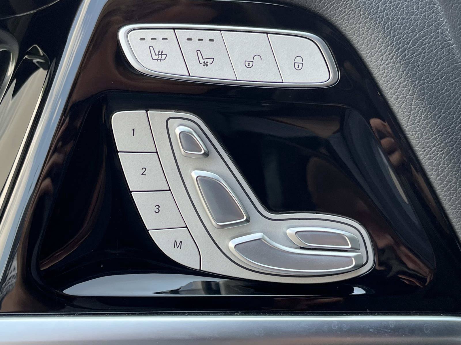 Certified 2025 Mercedes-Benz G 63 AMG 4MATIC image 30