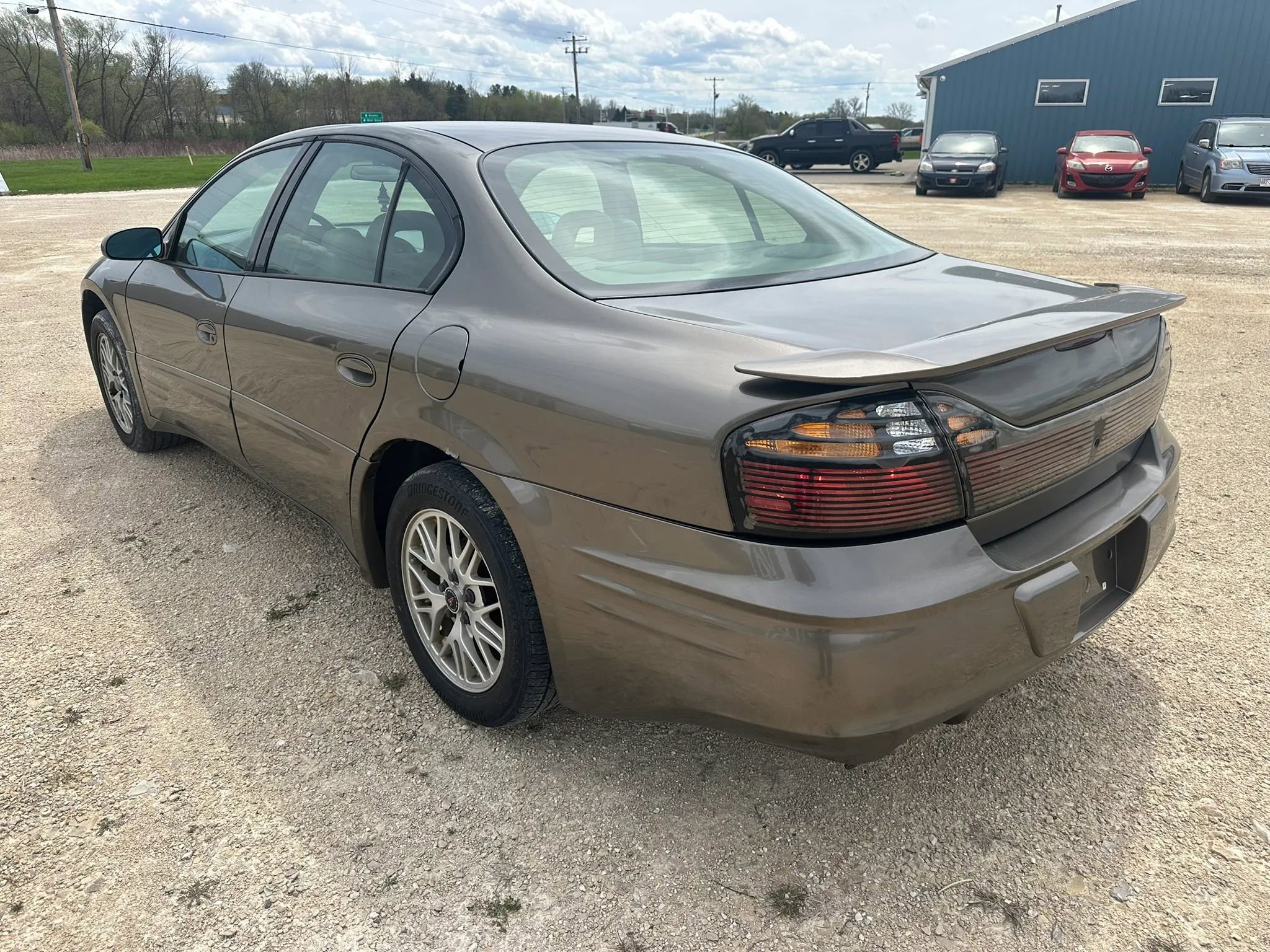 Used 2000 Pontiac Bonneville SLE FWD image 8