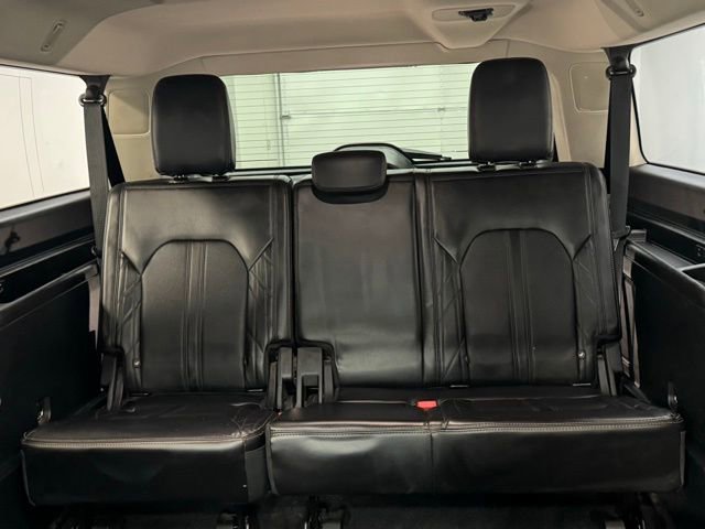 Used 2021 Ford Expedition Max Platinum AWD/4WD image 34