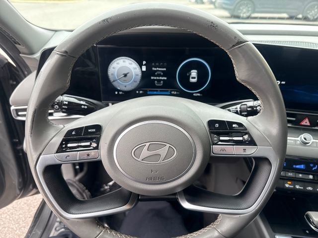 Used 2024 Hyundai Elantra SEL w/ Convenience Package image 11