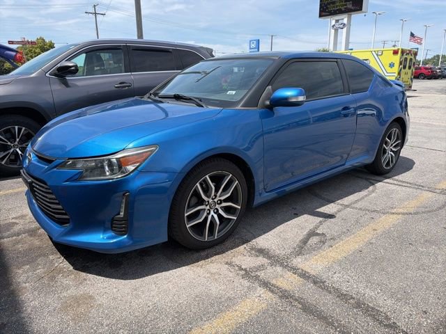 Used 2015 Scion tC FWD image 3