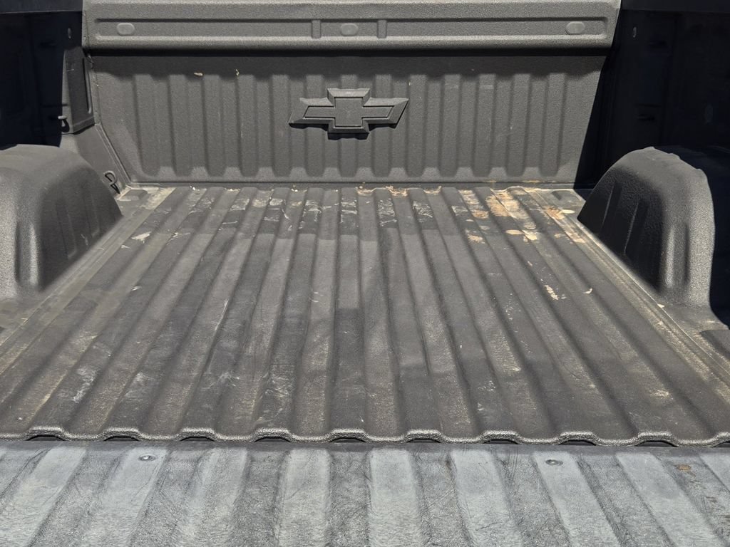 Used 2020 Chevrolet Silverado 1500 LTZ w/ LTZ Premium Package AWD/4WD image 38