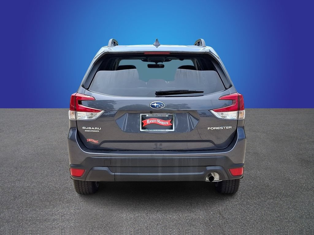 Used 2023 Subaru Forester Premium AWD/4WD image 5