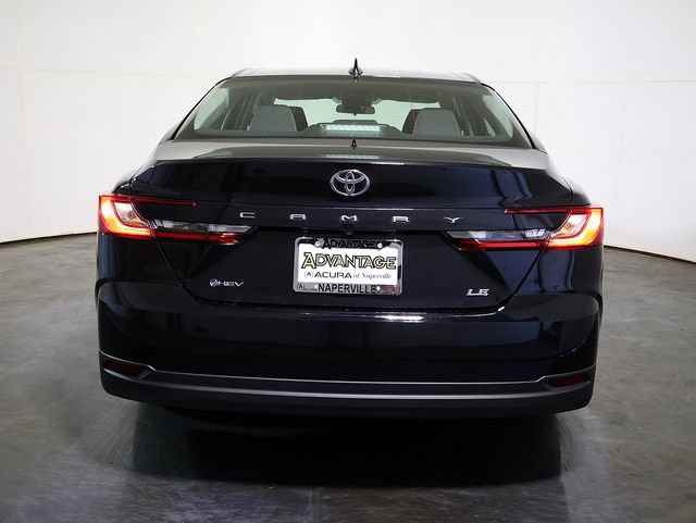 Used 2026 Toyota Camry LE FWD image 9