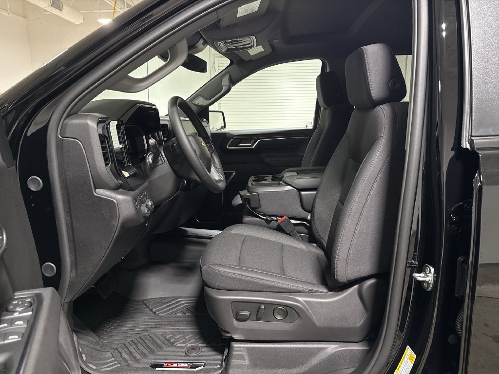 New 2026 Chevrolet Silverado 1500 LT w/ Z71 Off-Road Package AWD/4WD image 20
