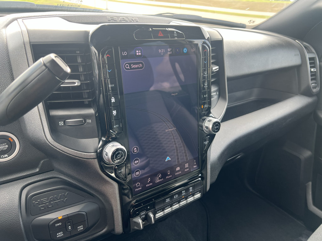 Certified 2025 RAM 2500 Tradesman AWD/4WD image 27