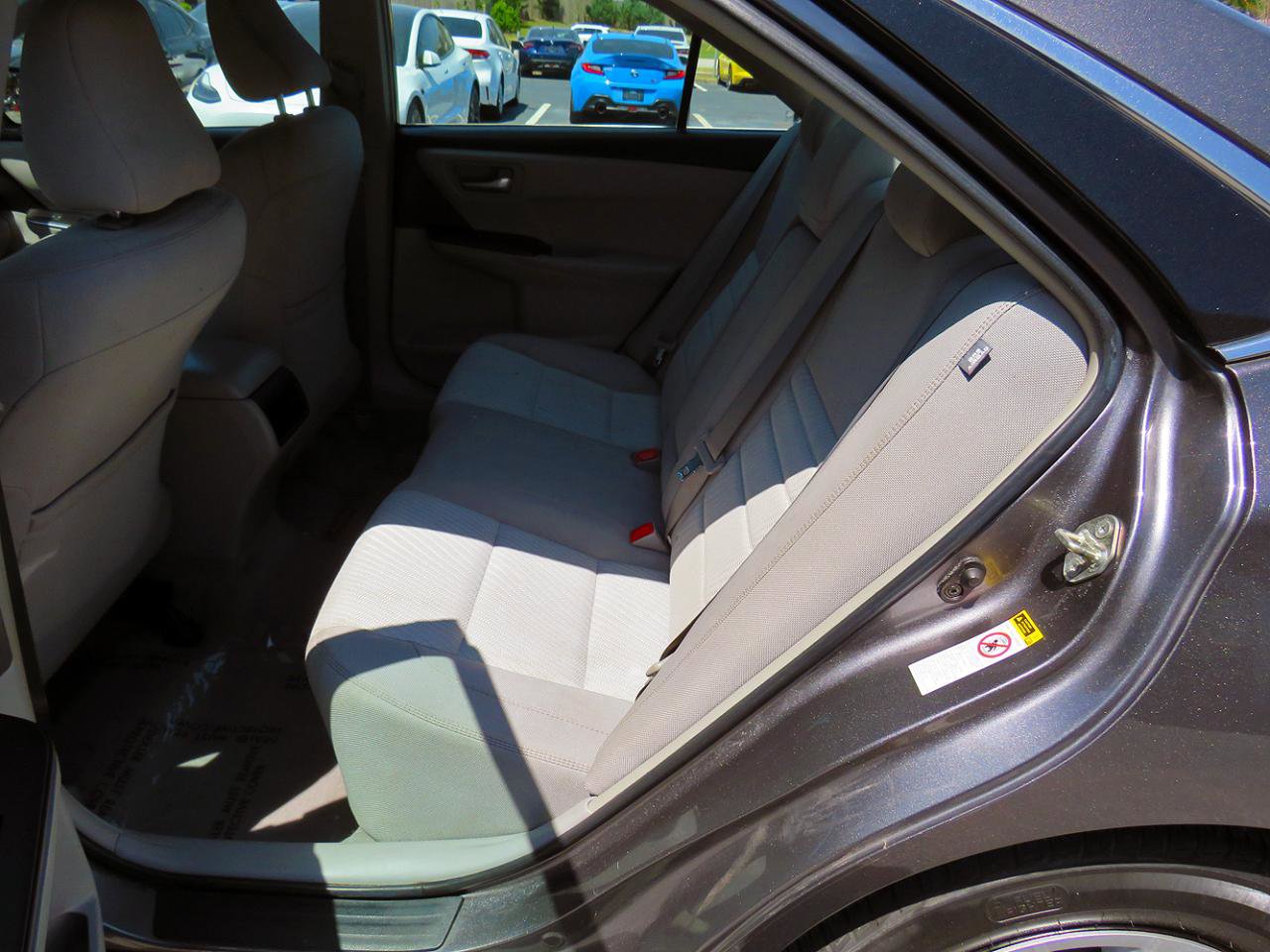 Used 2017 Toyota Camry LE FWD image 13