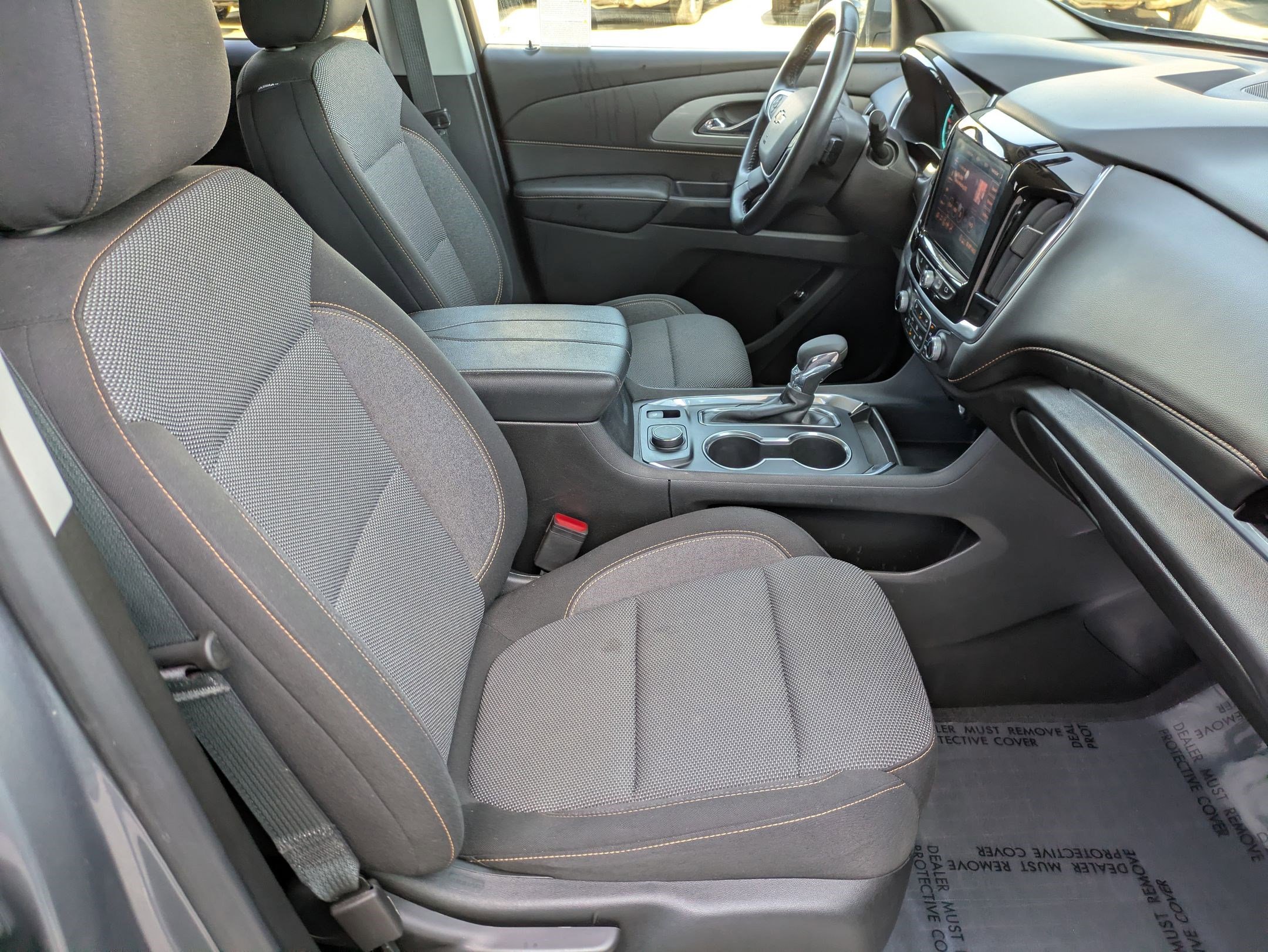 Used 2021 Chevrolet Traverse LT FWD image 27