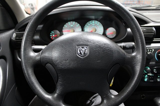Used 2004 Dodge Stratus SE image 15